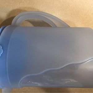 Tupperware 1 Gallon Pitcher